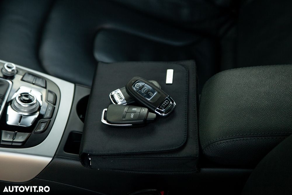 Audi A4 2.0 TDI DPF multitronic Attraction - 33