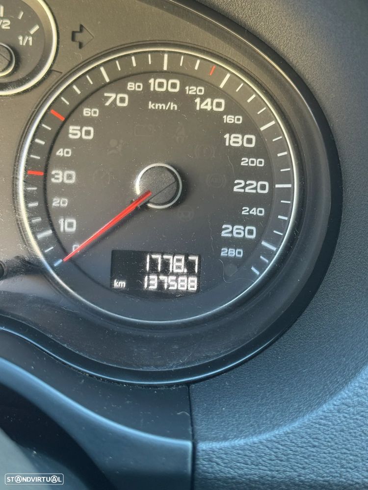 Audi A3 1.6 TDI Sport - 3