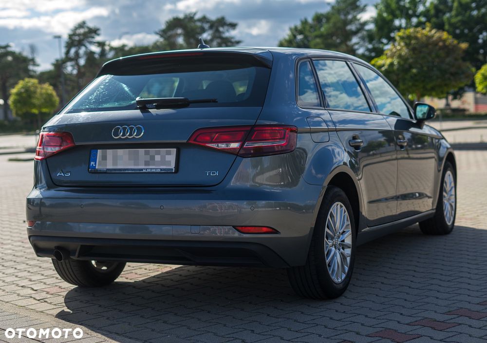 Audi A3 Sportback 1.6 TDI S tronic - 8