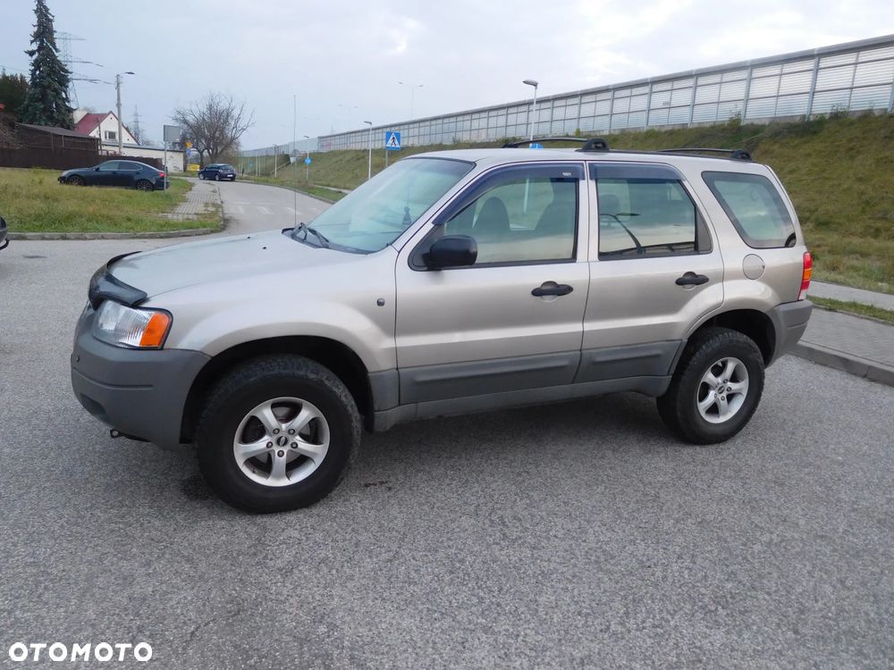 Ford Escape 2.0 XLS - 14