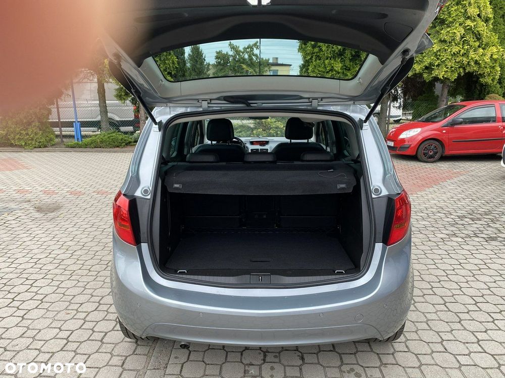 Opel Meriva - 26