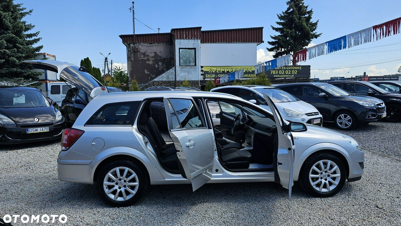 Opel Astra - 18