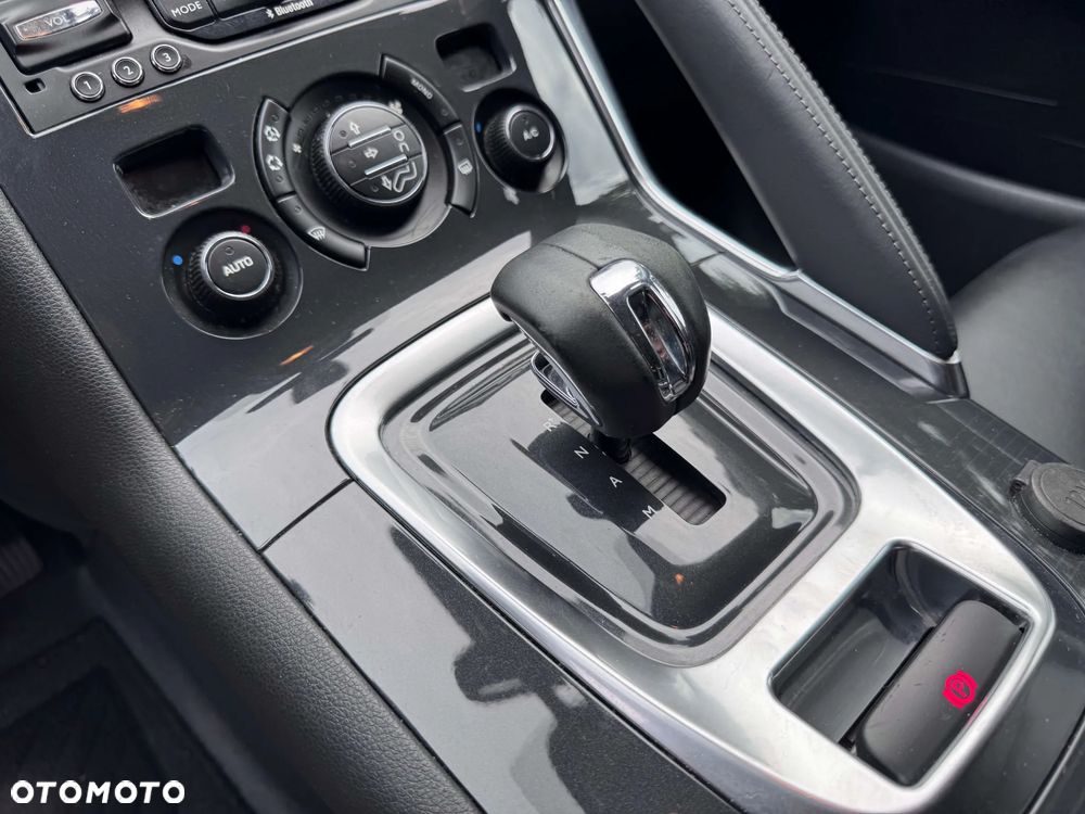 Peugeot 3008 - 17