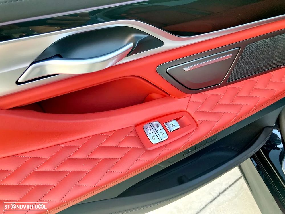 BMW 750 Li xDrive Pack M - 31