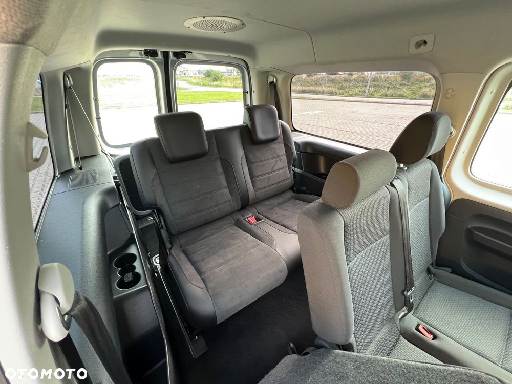 Volkswagen Caddy - 21