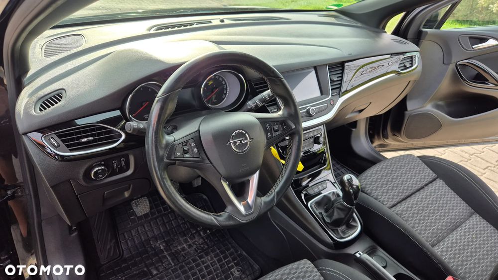 Opel Astra 1.4 T Dynamic - 20