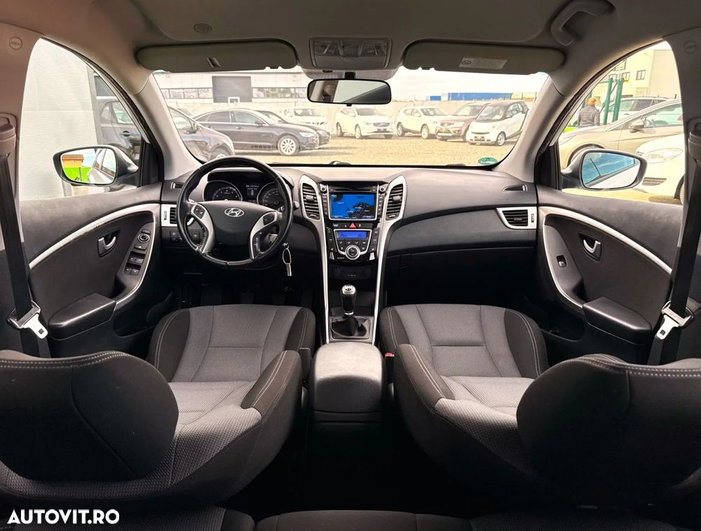 Hyundai i30 i30cw 1.4 Style - 23