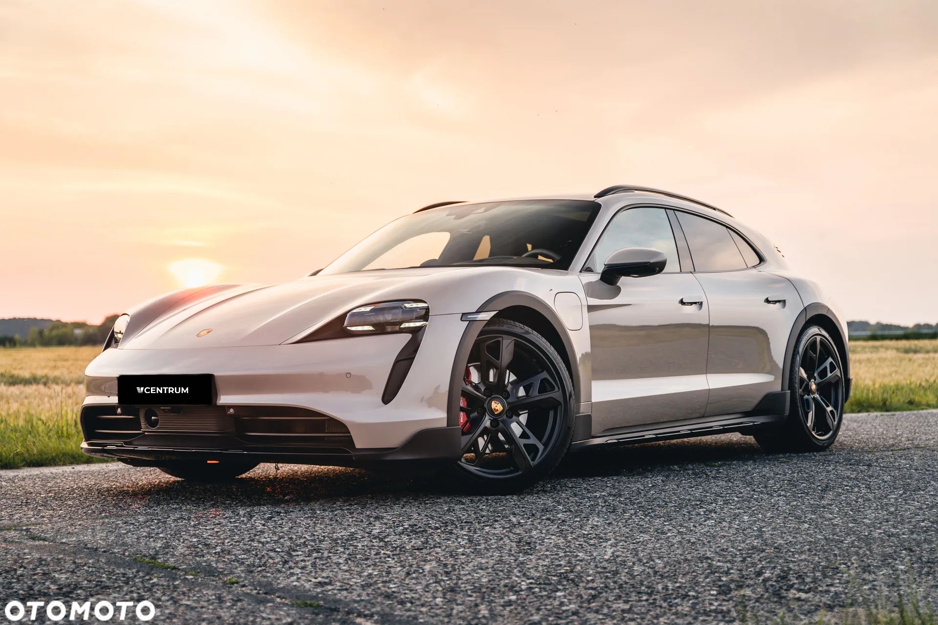 Porsche Taycan 4S Cross Turismo - 1