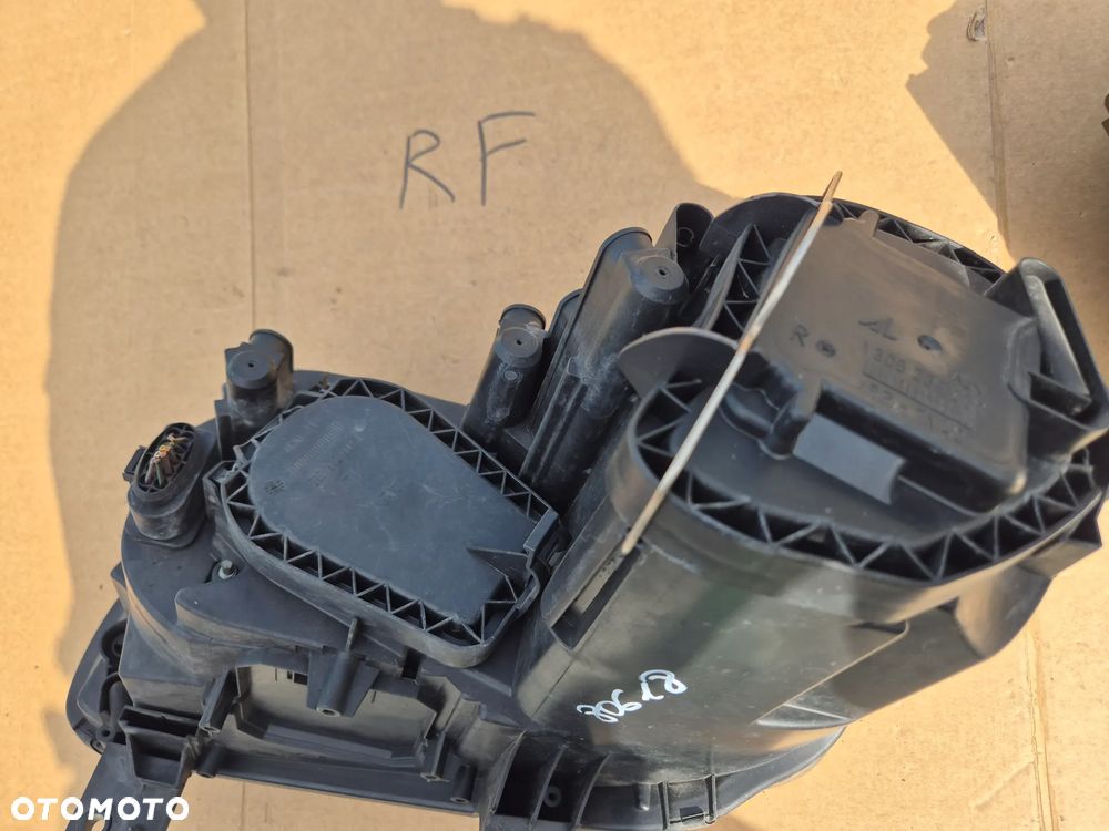 Volkswagen Touran I Caddy III 2003-10.Komplet lamp.Oryginały.Idealne. - 12