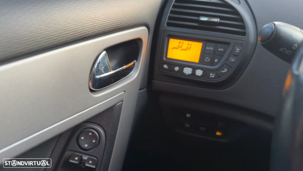 Citroën C4 Grand Picasso 1.6 e-HDi Exclusive CMP6 - 8