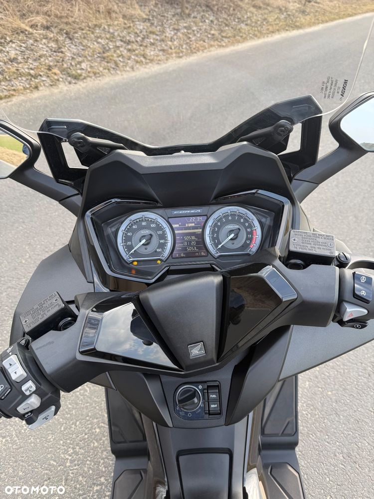 Honda NSS - 11