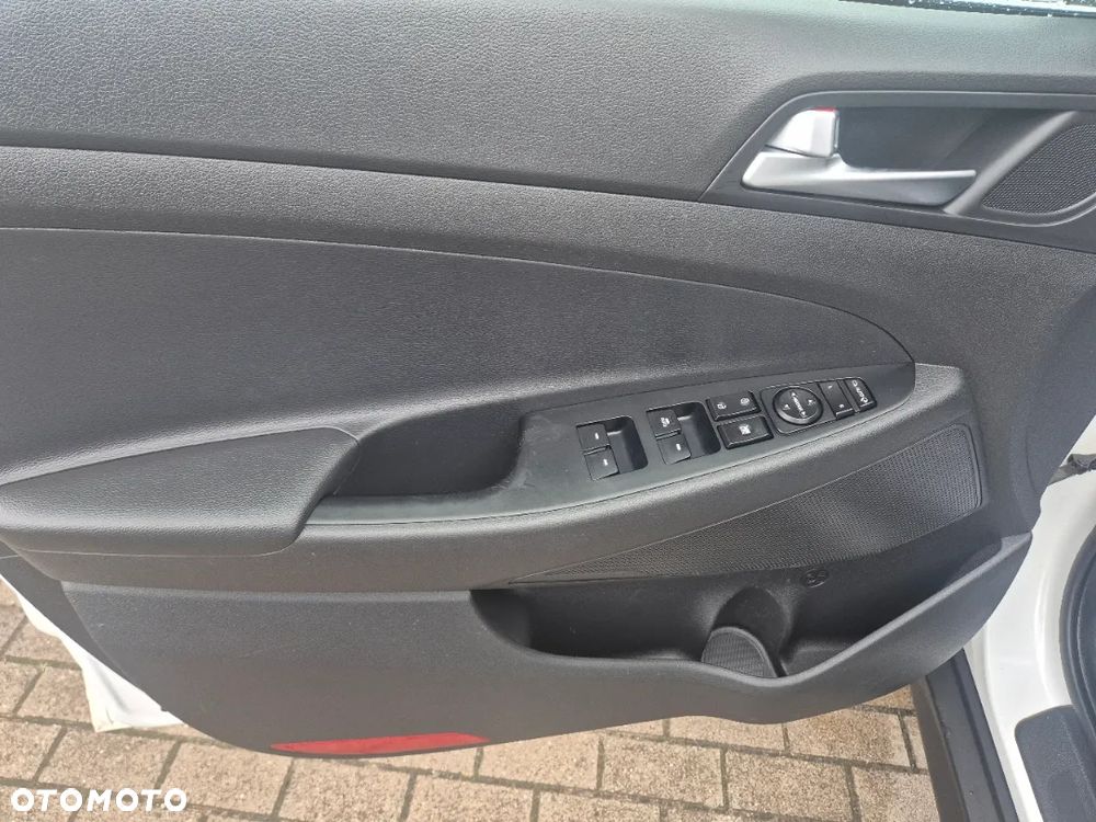 Hyundai Tucson 1.6 GDI BlueDrive Comfort 2WD - 15