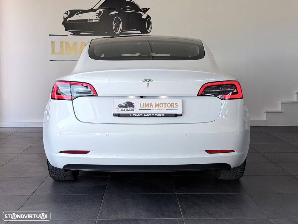 Tesla Model 3 Standard Range Plus RWD - 5