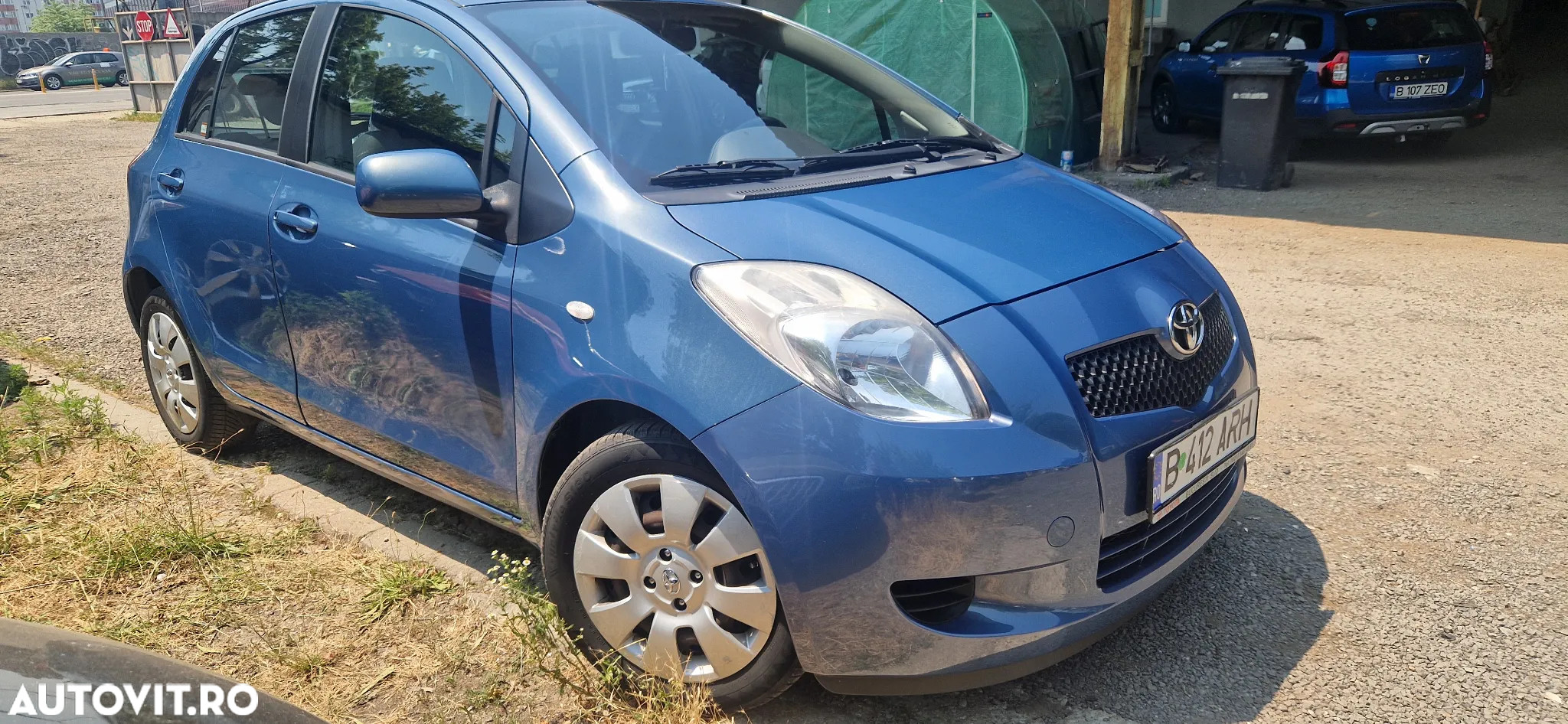 Toyota Yaris 1.3 Sol - 4