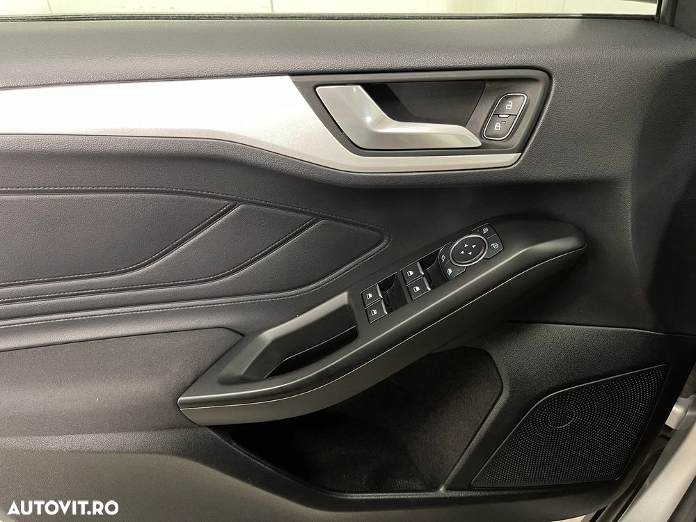 Ford Focus 1.0 EcoBoost Connected - 21