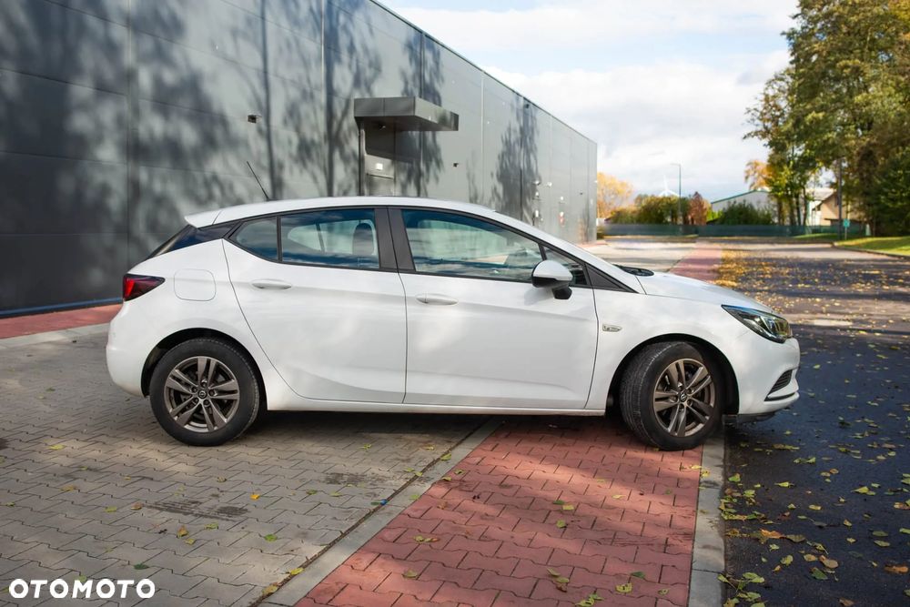 Opel Astra 1.6 D (CDTI) Edition - 4