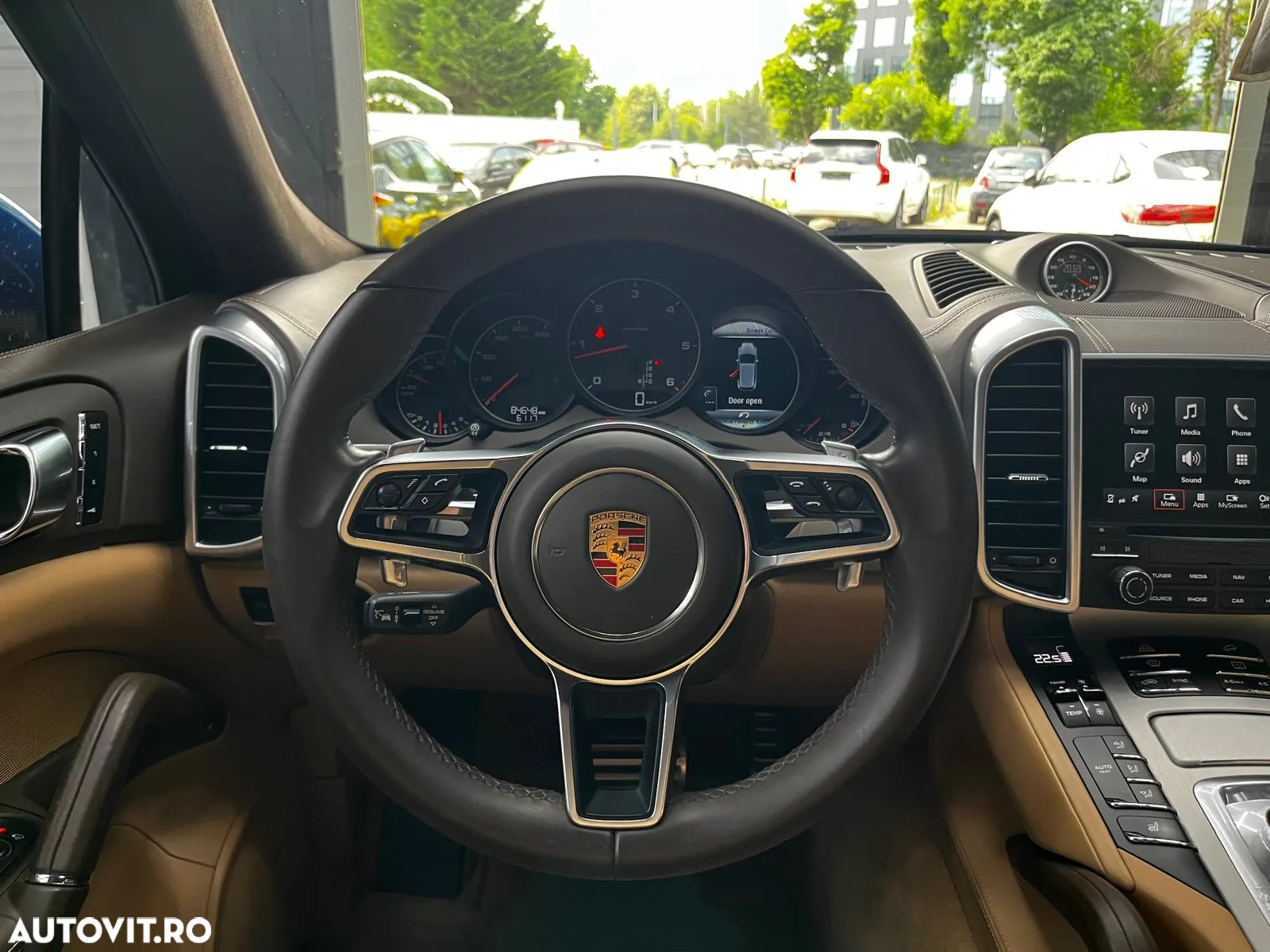 Porsche Cayenne 3.0 L - 18