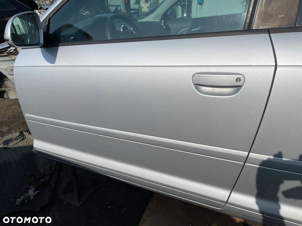 DRZWI LEWY PRZÓD AUDI A3 8P 3D LX7W - 2