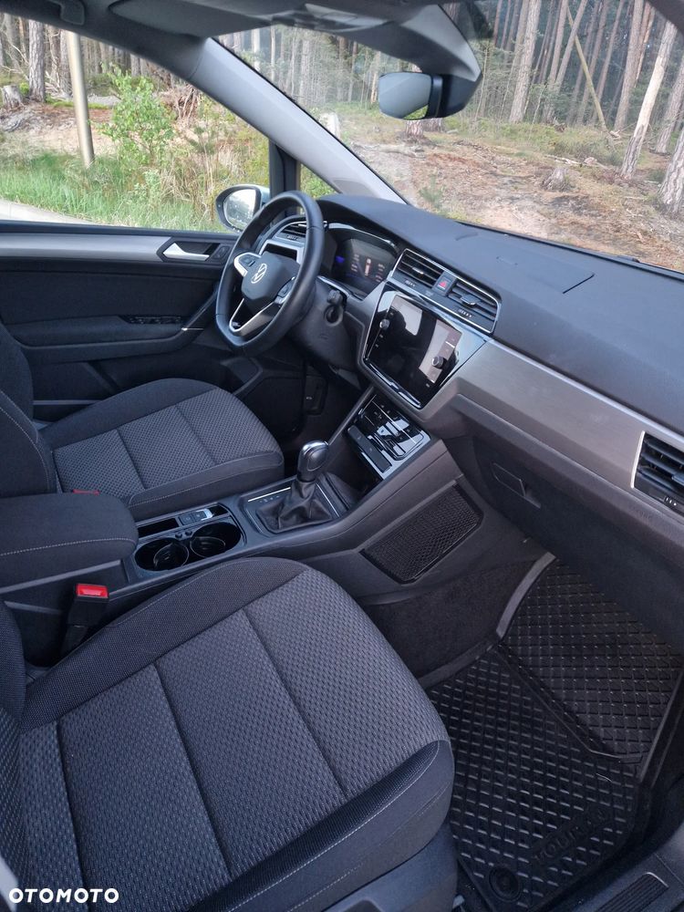Volkswagen Touran - 6