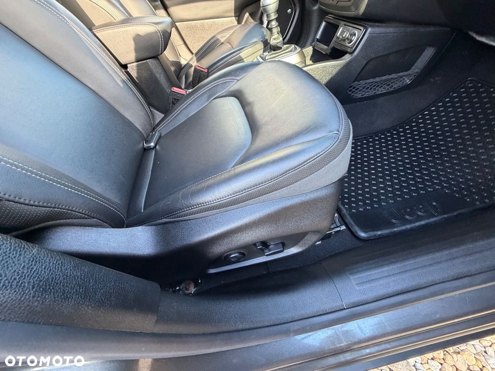 Jeep Renegade - 21
