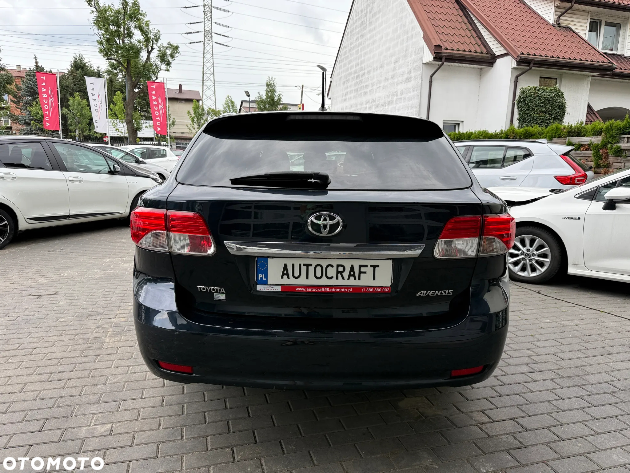 Toyota Avensis 1.8 Premium MS - 27