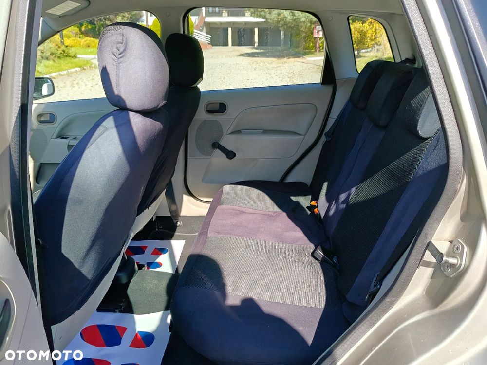 Ford Fiesta 1.3 - 7