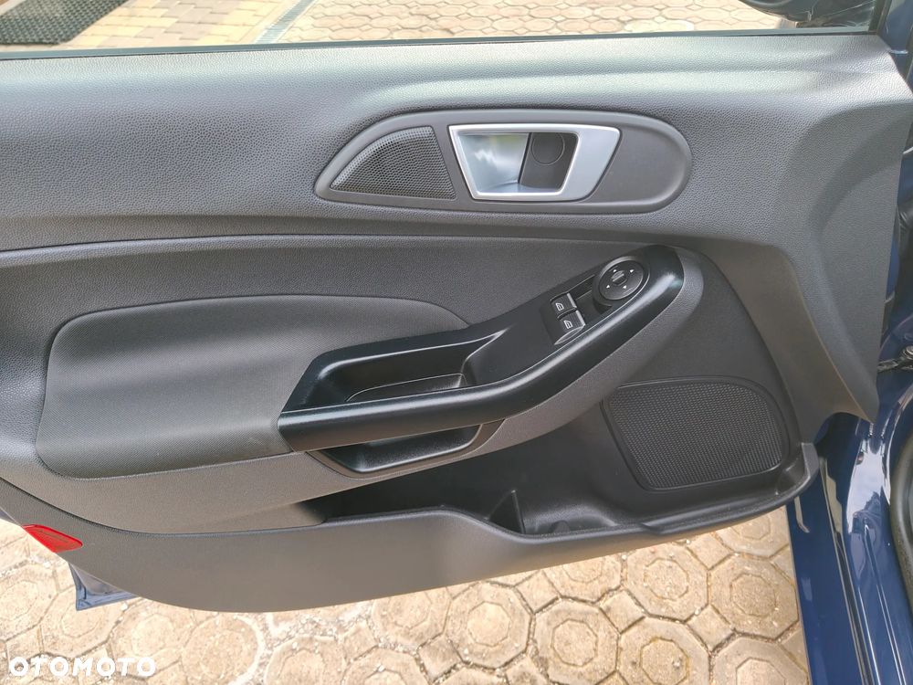Ford Fiesta - 17