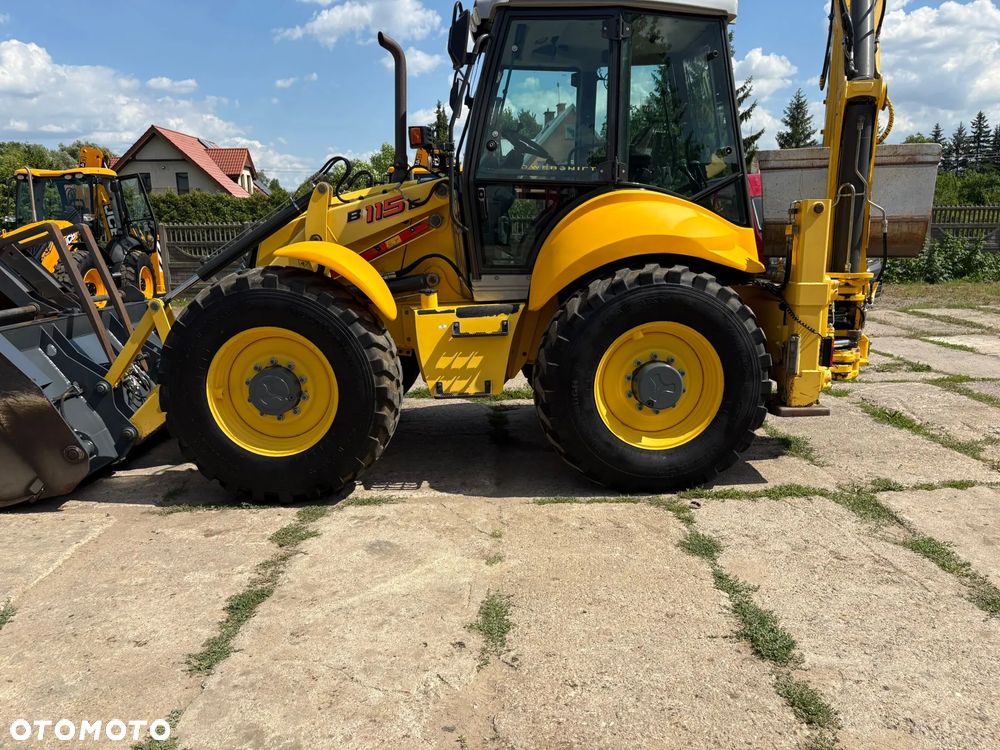 New Holland B115C - 9