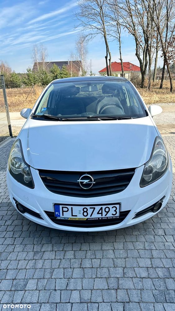 Opel Corsa 1.4 16V Enjoy - 1