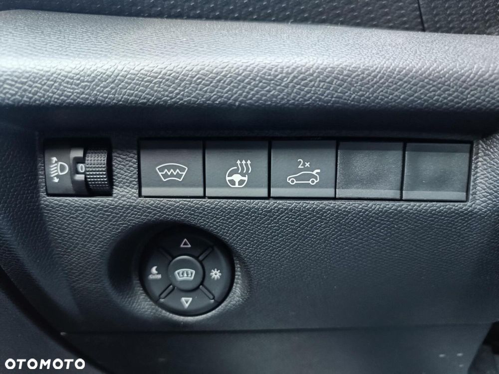 Citroën C4X 1.2 PureTech Shine S&S EAT8 - 17