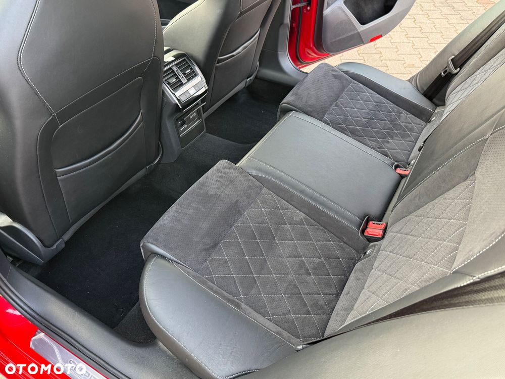 Skoda Superb 2.0 TDI SCR 4x4 Sportline DSG - 13