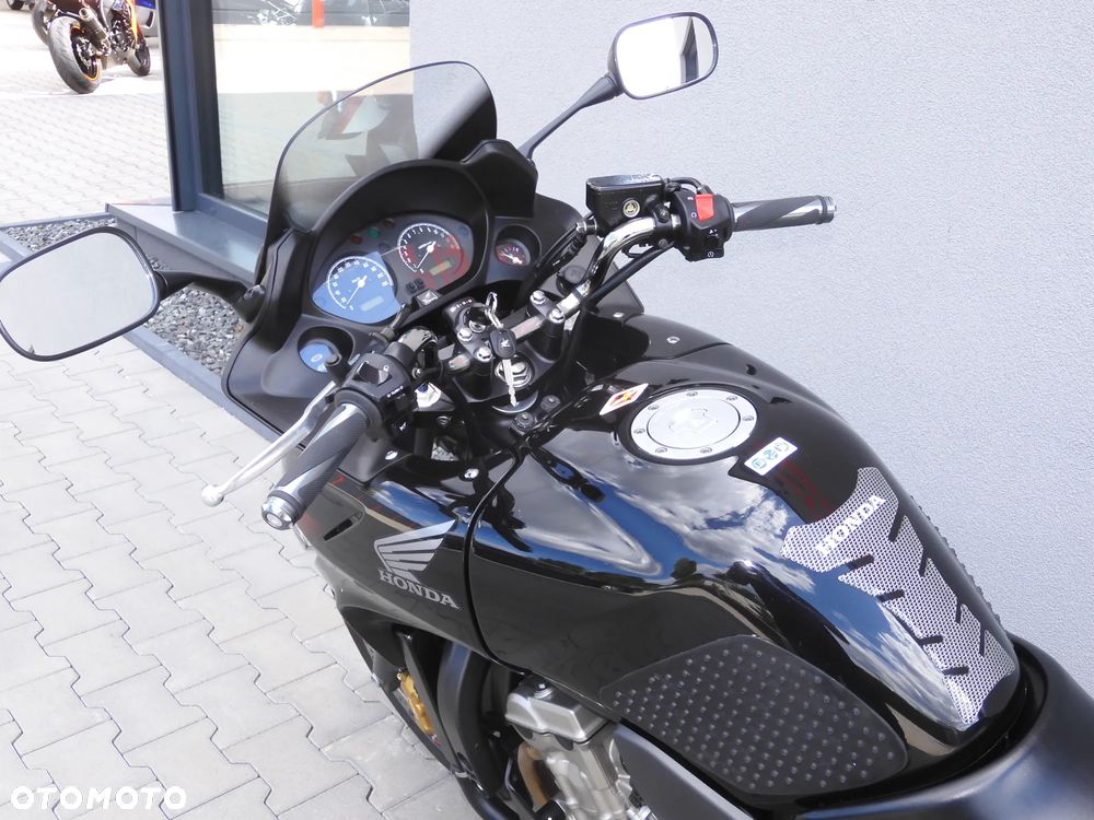 Honda CBF - 31