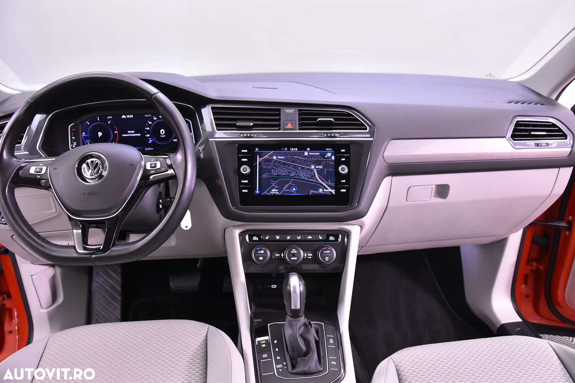 Volkswagen Tiguan Allspace 2.0 TDI DSG Life - 9