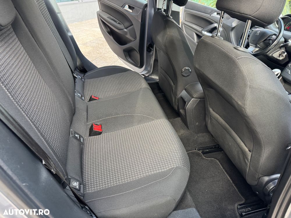 Peugeot 308 BlueHDi FAP 130 Stop & Start Style - 6