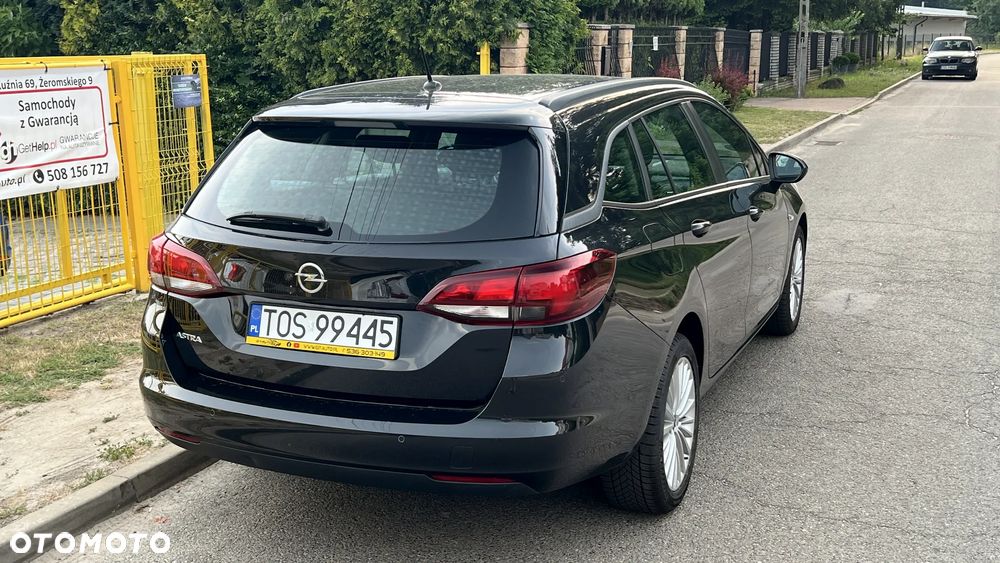 Opel Astra 1.4 T Dynamic S&S - 17