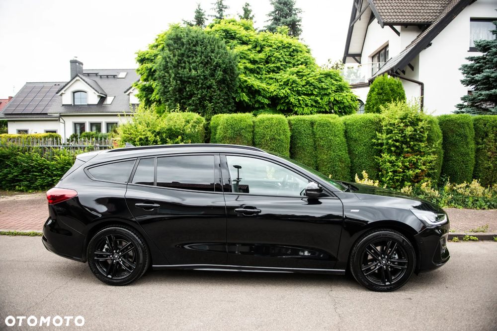 Ford Focus 1.0 EcoBoost mHEV ST-Line Design - 4
