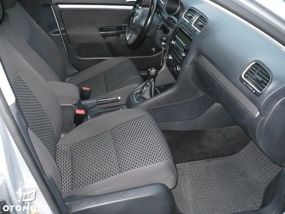 Volkswagen Golf 1.6 Team - 18