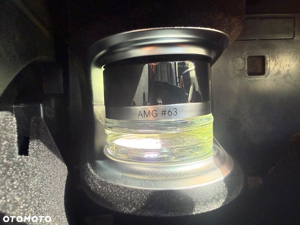 Mercedes-Benz GLE 350 d 4Matic 9G-TRONIC AMG Line - 19