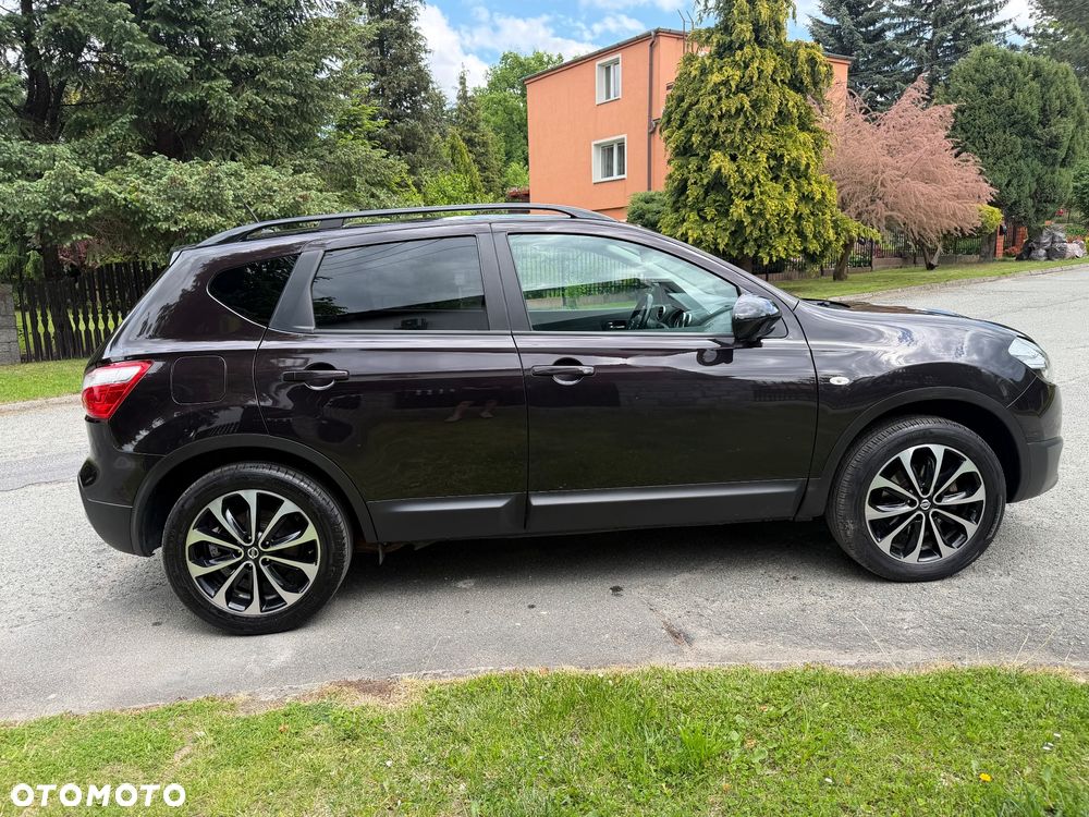 Nissan Qashqai 2.0 4 x 4 tekna - 11