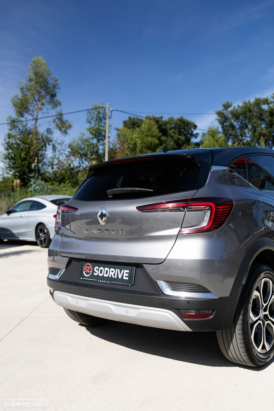 Renault Captur - 29