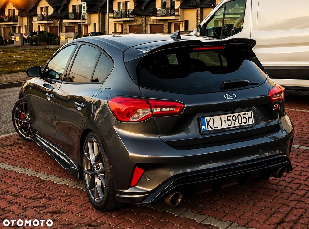 Ford Focus 2.3 EcoBoost S&S ST - 6