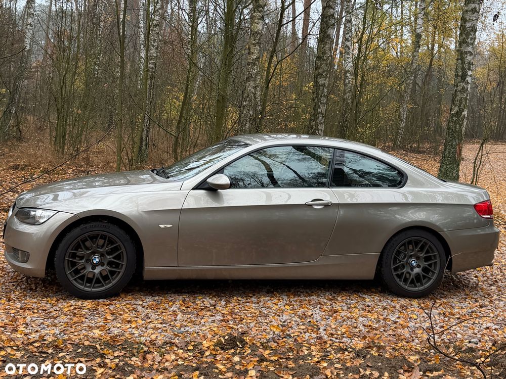 BMW Seria 3 320d DPF - 10