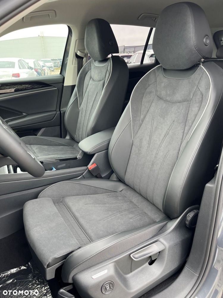 Volkswagen Tiguan 1.5 eTSI Elegance DSG - 9