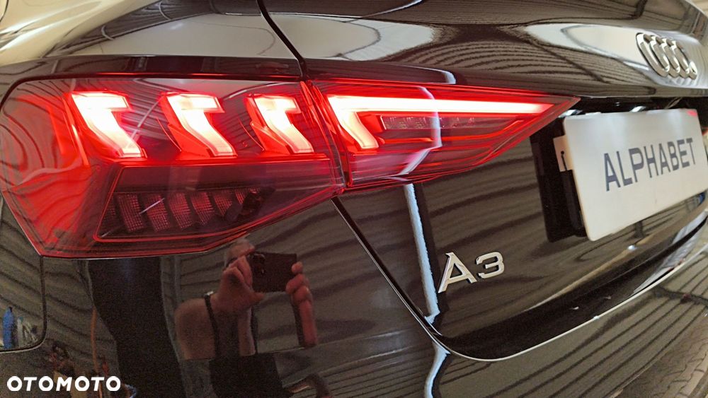 Audi A3 Limousine 35 TFSI mHEV S tronic - 34