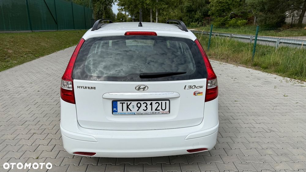 Hyundai i30 1.4 Classic + World Cup - 8