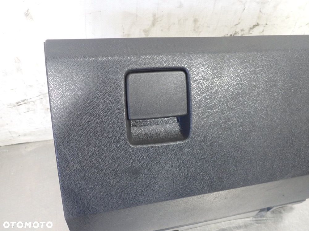 SCHOWEK PASAŻERA OPEL ZAFIRA B 1.9 13150268 - 2