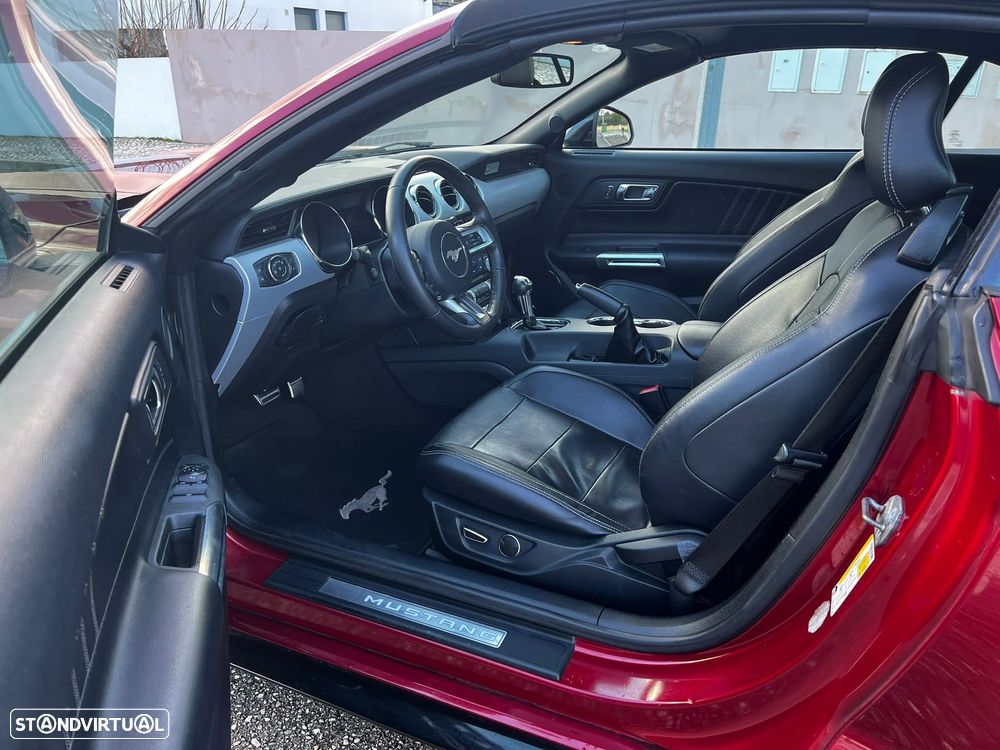 Ford Mustang 2.3 Eco Boost Aut. - 13
