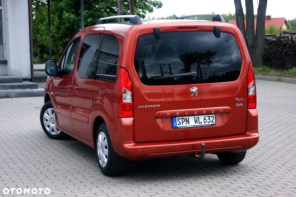 Peugeot Partner 110 Tendance mit Familien-Paket - 9