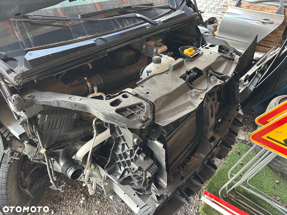 Renault Trafic - 14