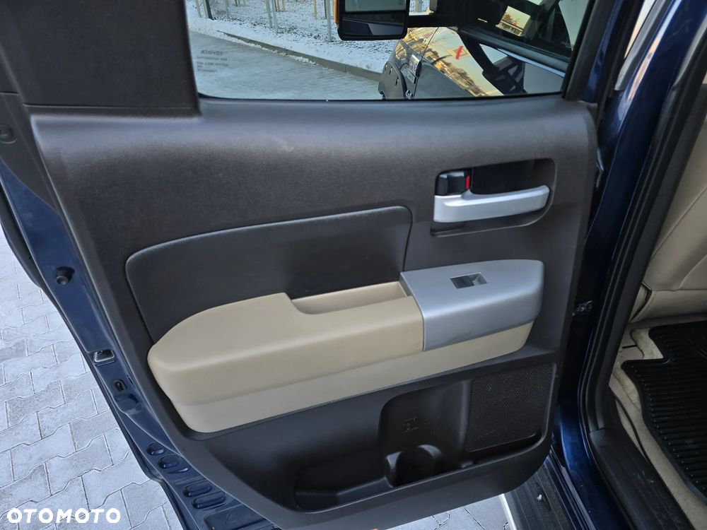 Toyota Tundra 5.7 4x4 Double Cab Limited - 26